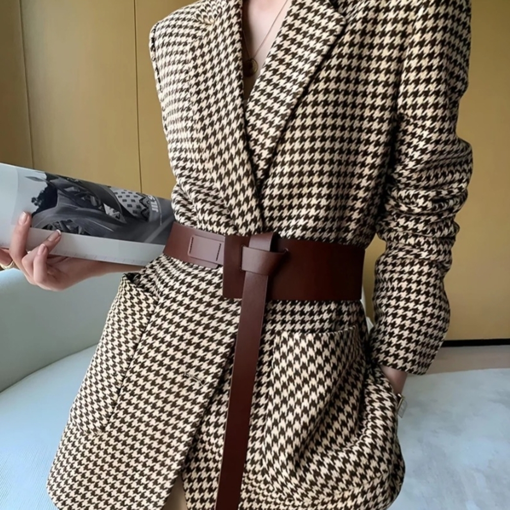 Houndstooth Patterned Women's Jacket with Belt NWT - image 3